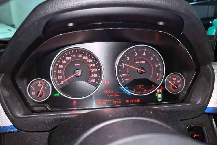 BMW 3 Series 2018 car image #13