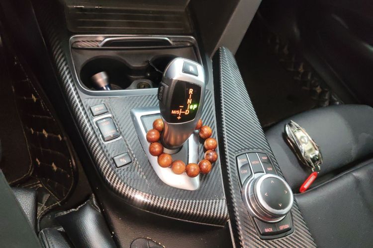 BMW 3 Series GT 2019 imagem de carro #14