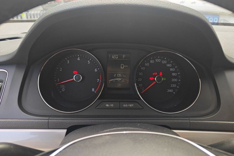 Volkswagen Lavida 2016 car image #12