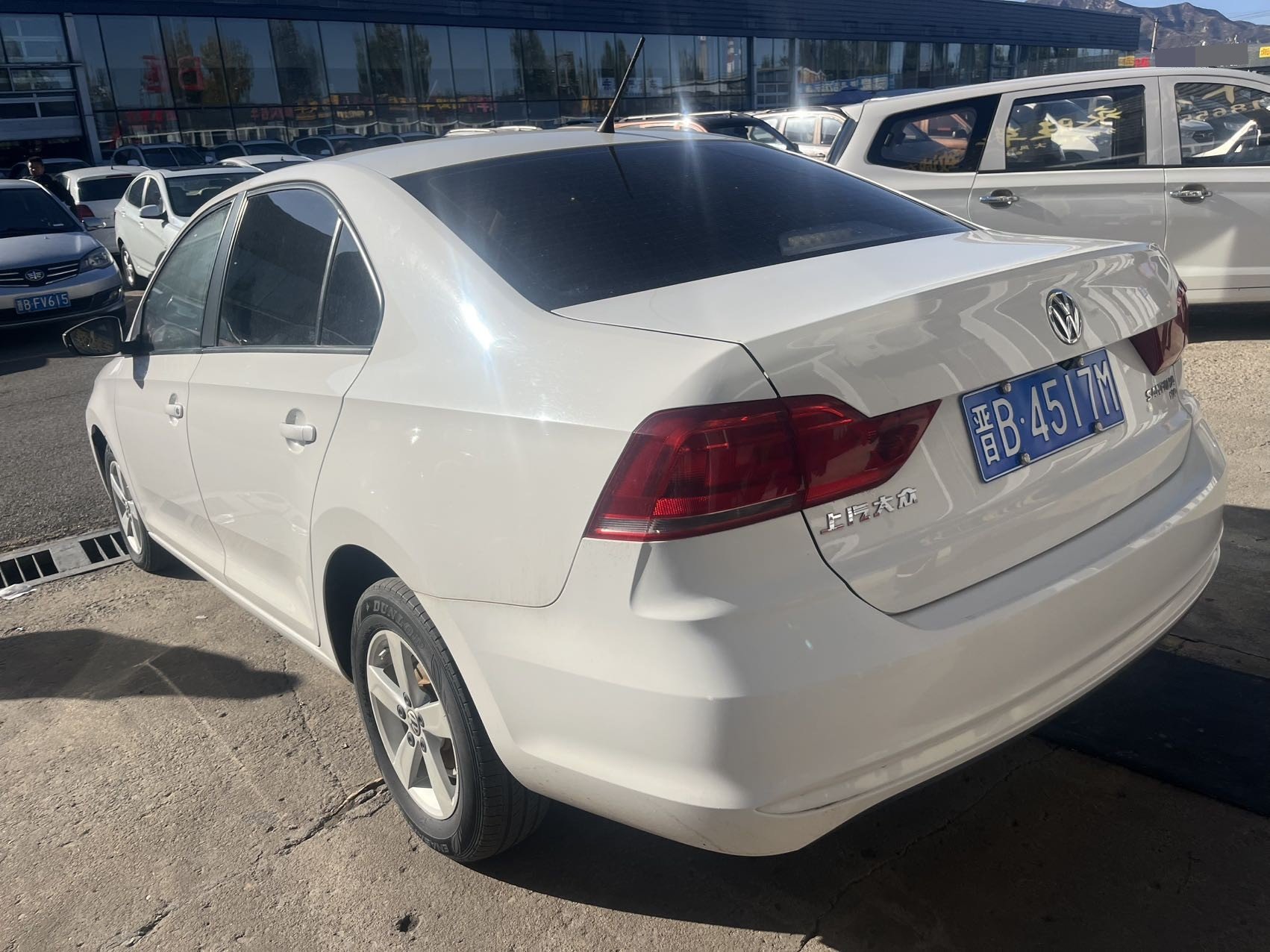 Volkswagen Santana 2016 car image #5