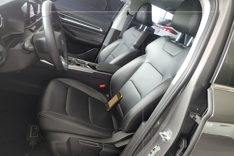 GEELY Emgrand 2024 #15 GEELY Emgrand 2024 car image #15