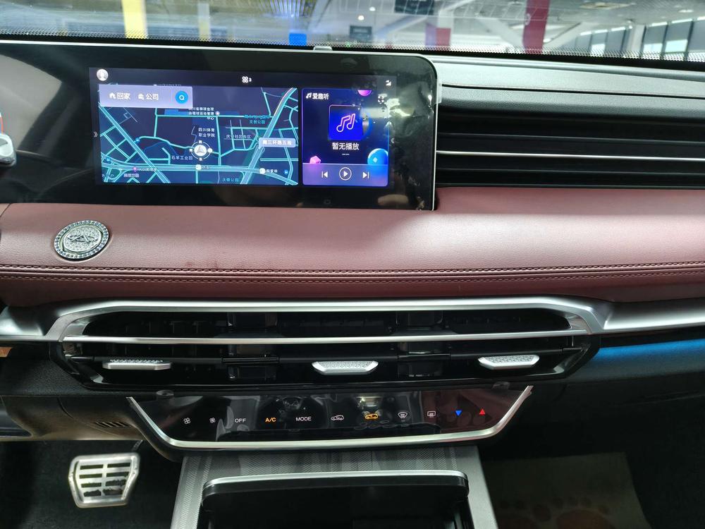 Jetour X70 PLUS 2024 #8 Jetour X70 PLUS 2024 car image #8