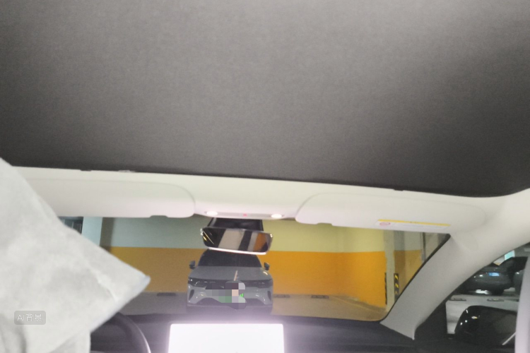 Tesla Model 3 2022 car image #20