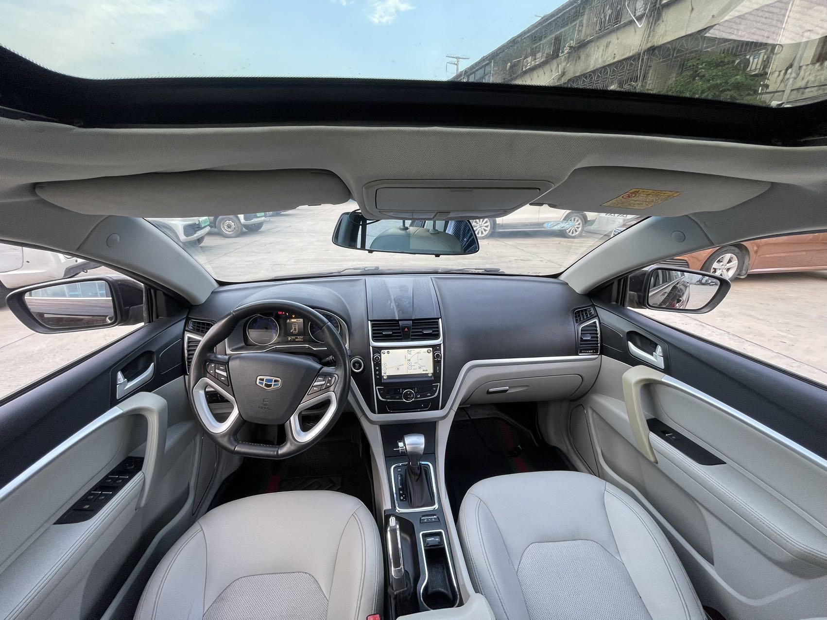 GEELY Emgrand 2016 car image #4