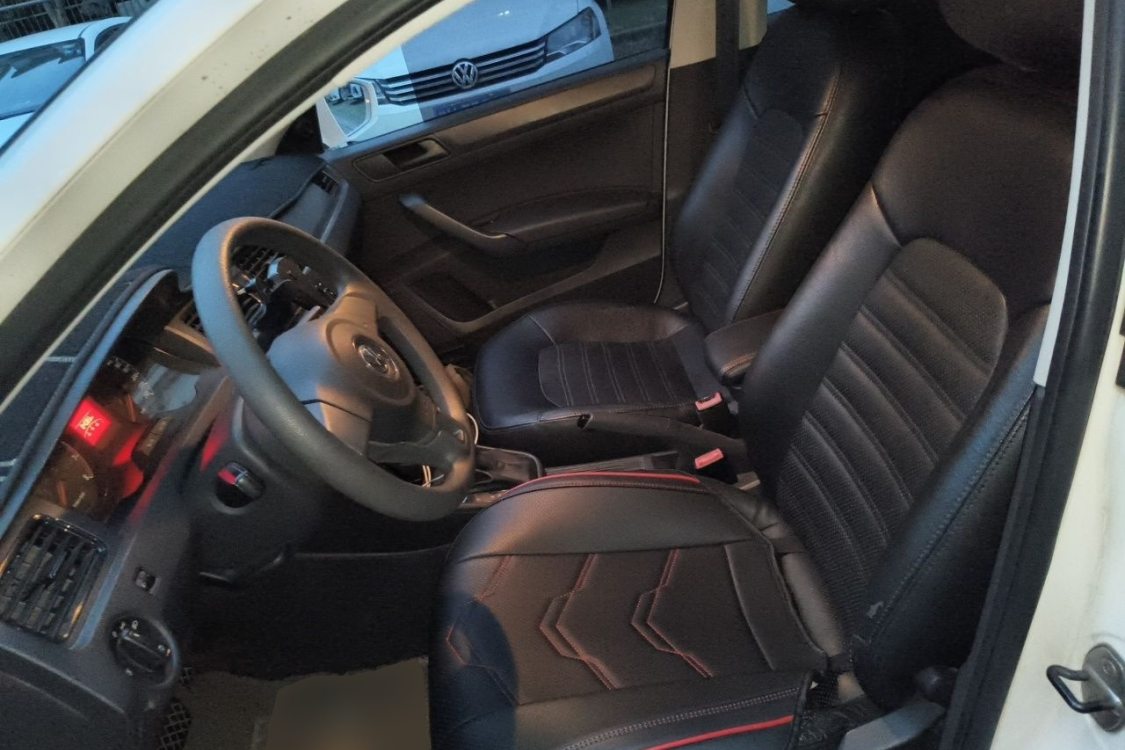 Volkswagen Santana 2014 car image #18