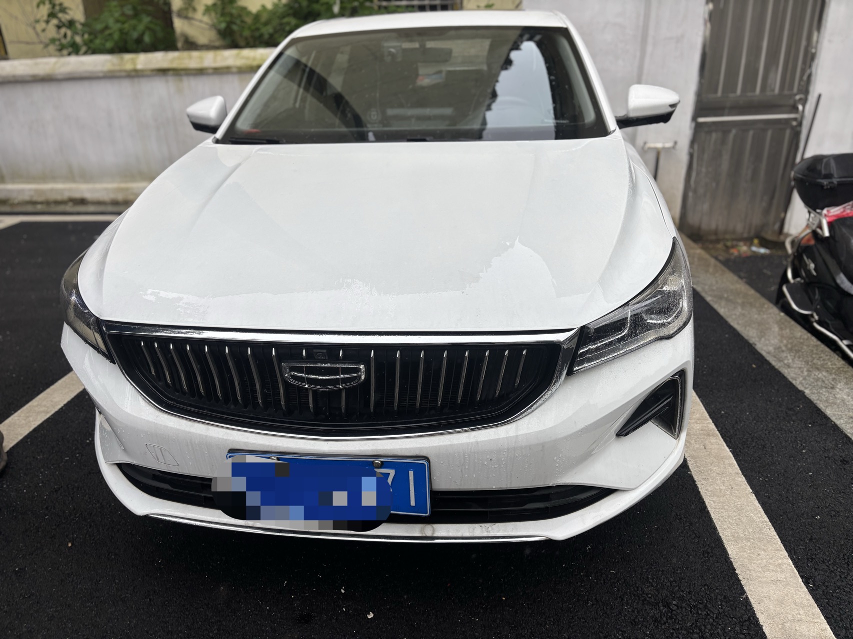 GEELY Emgrand 2023 car image #2