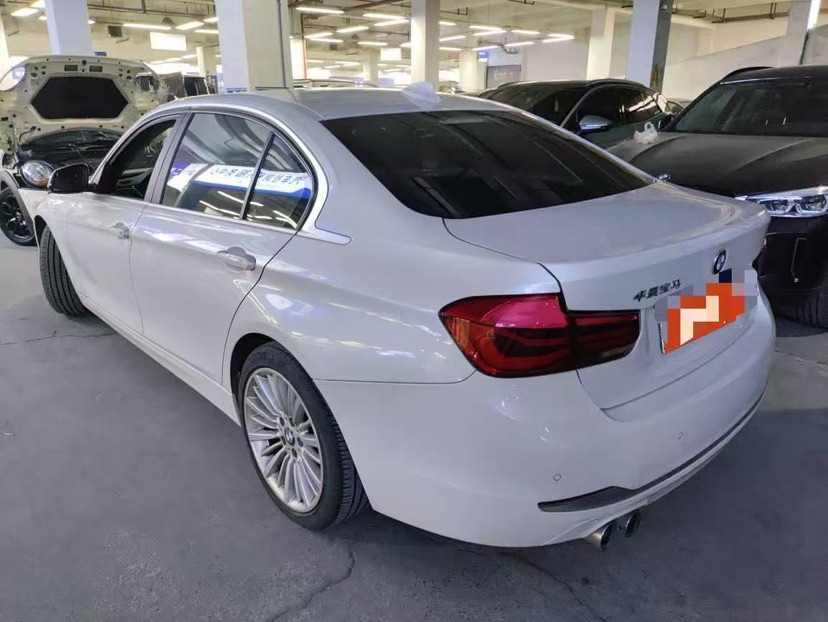 BMW 3 Series 2018 #2 BMW 3 Series 2018 car image #2
