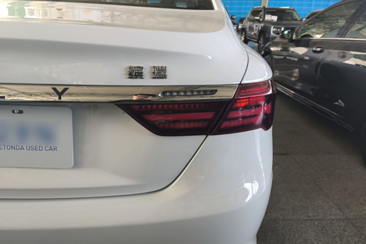 GEELY Binray 2022 immagine di auto #8