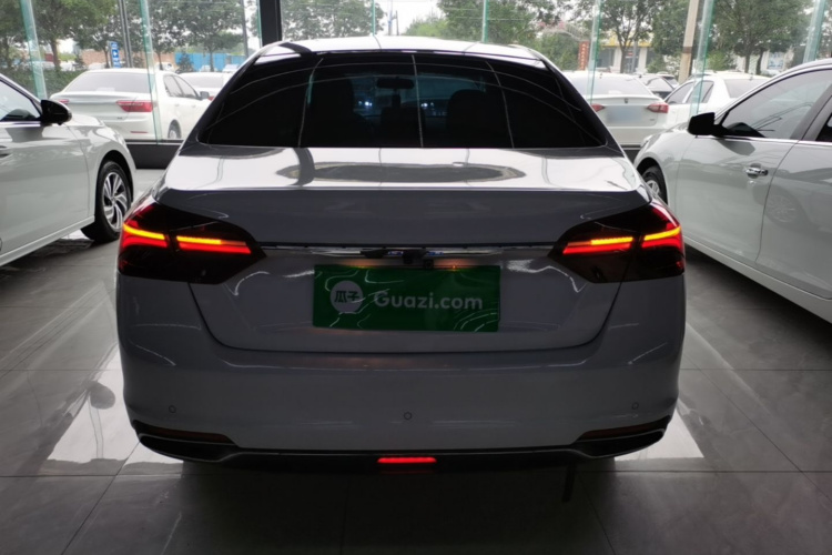 GEELY Emgrand 2020 #6 GEELY Emgrand 2020 car image #6