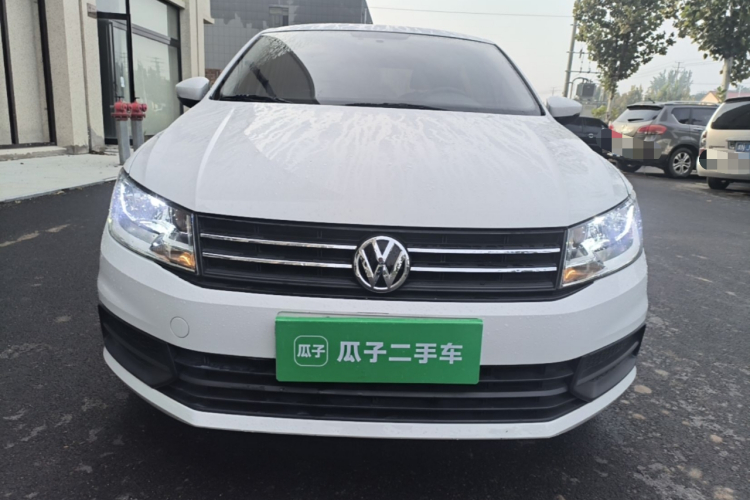 Volkswagen Santana 2020 imagem de carro #3