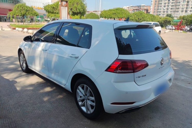 Volkswagen Golf 2018 #5 Volkswagen Golf 2018 car image #5