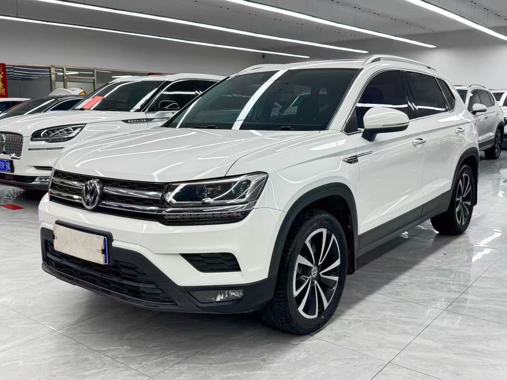 2020 2020 car image