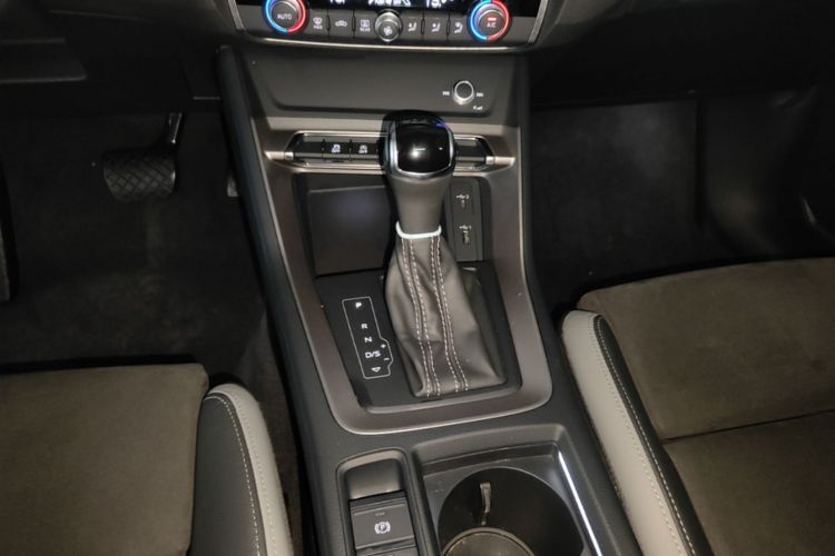 Audi Q3 2020 #14 Audi Q3 2020 car image #14