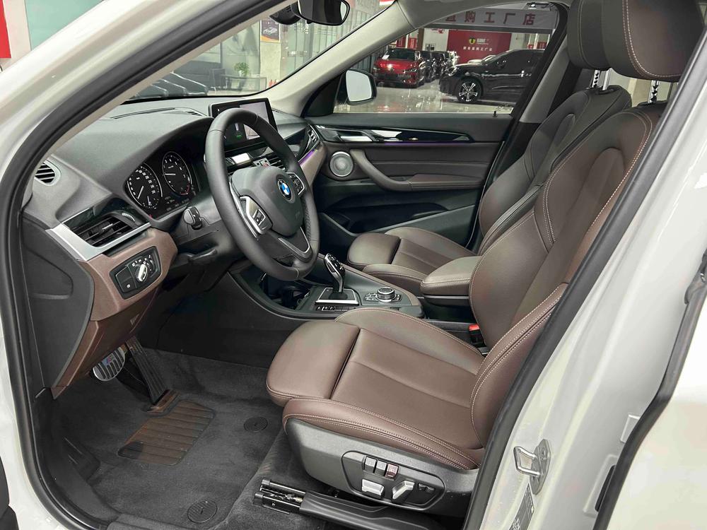 BMW X1 2022 immagine di auto #22