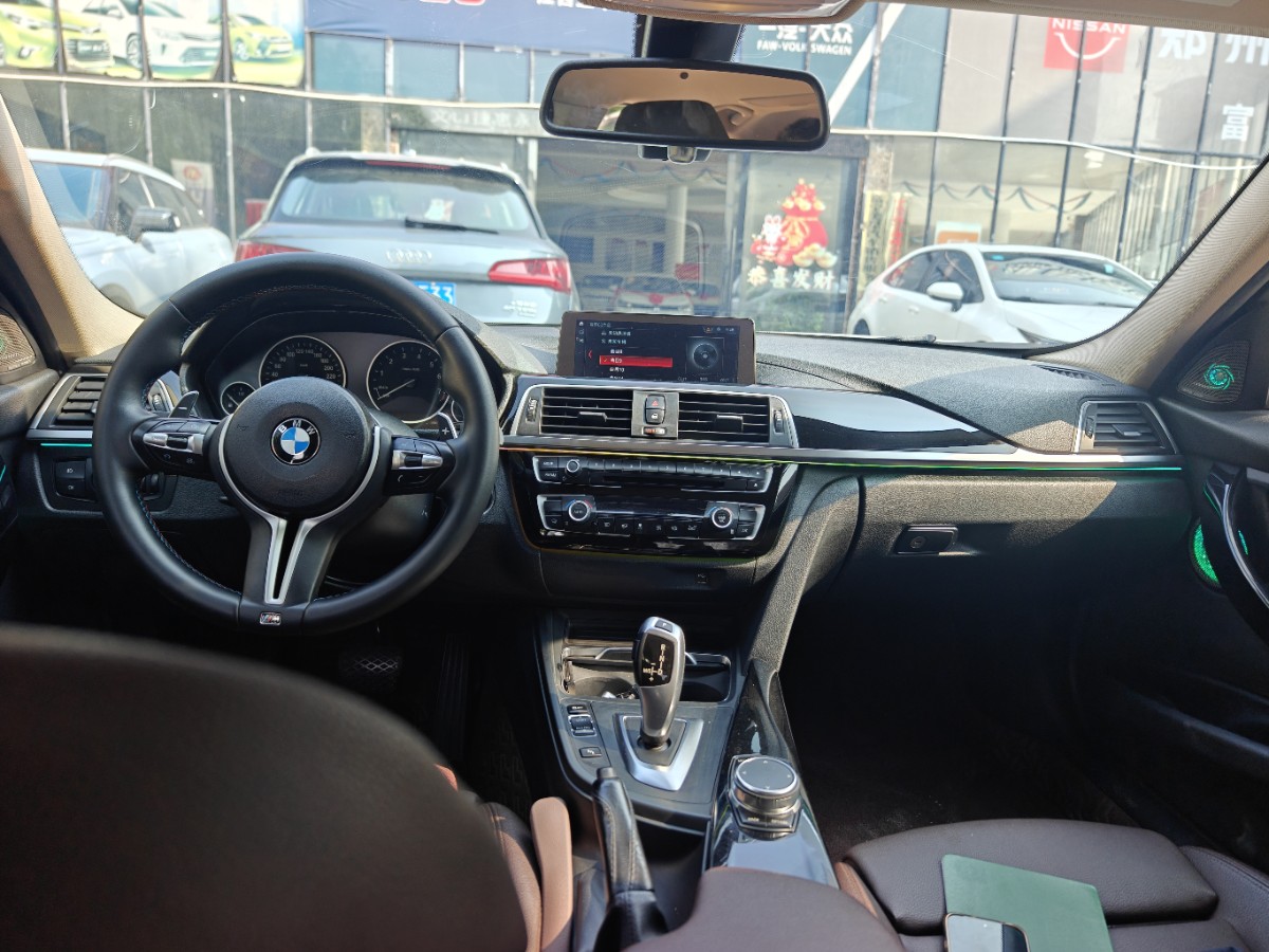 BMW 3 Series 2019 car image #4
