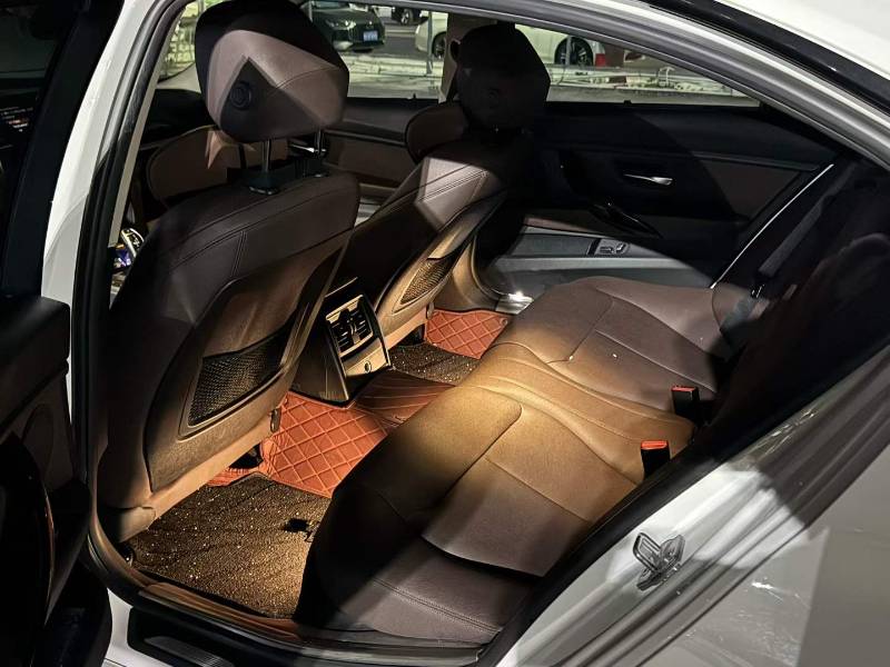 BMW 3 Series 2019 car image #3