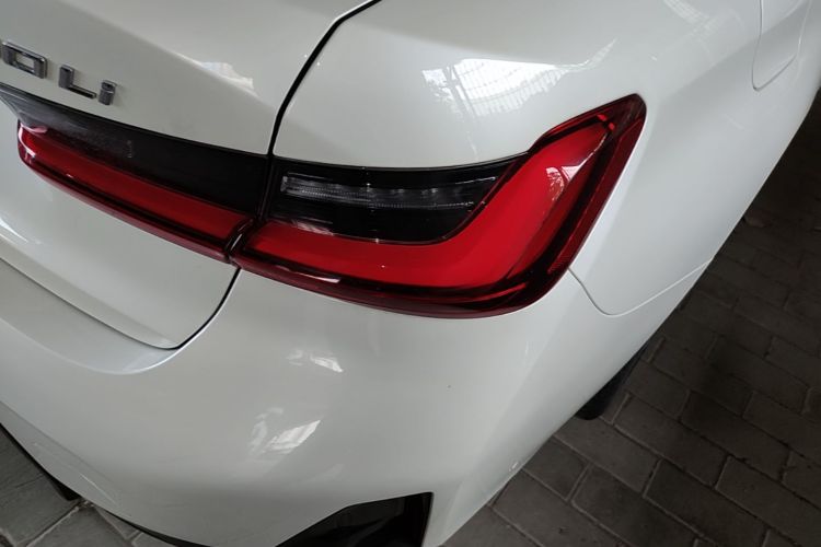 BMW 3 Series 2024 #8 BMW 3 Series 2024 car image #8