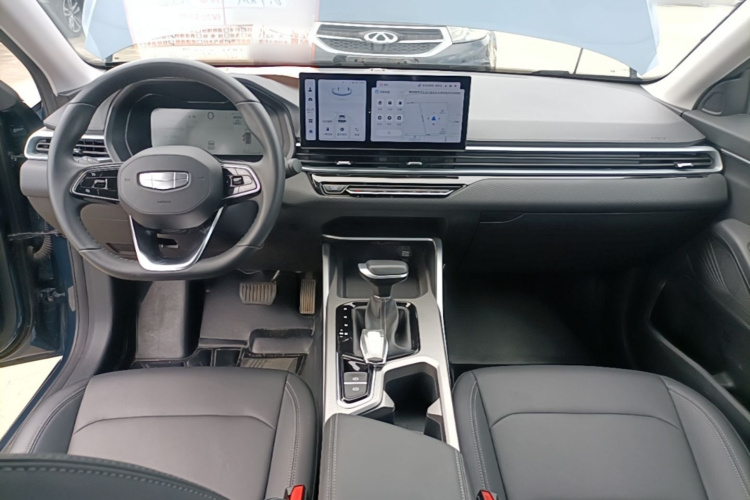 GEELY Emgrand 2025 #10 GEELY Emgrand 2025 car image #10