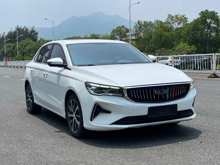 GEELY Emgrand 2022 immagine di auto #3