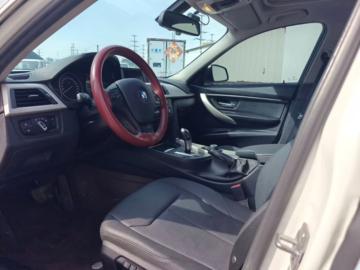 BMW 3 Series 2015 car image #4