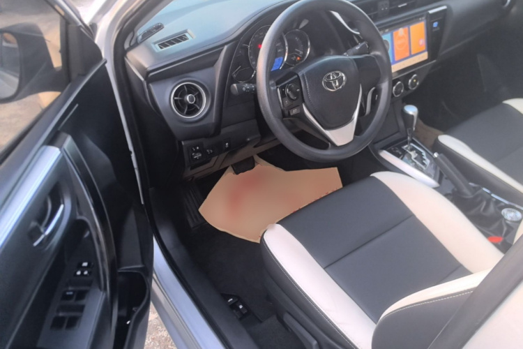 Toyota Corolla 2018 #16 Toyota Corolla 2018 car image #16