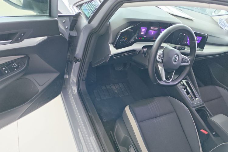 Volkswagen Golf 2021 imagem de carro #16