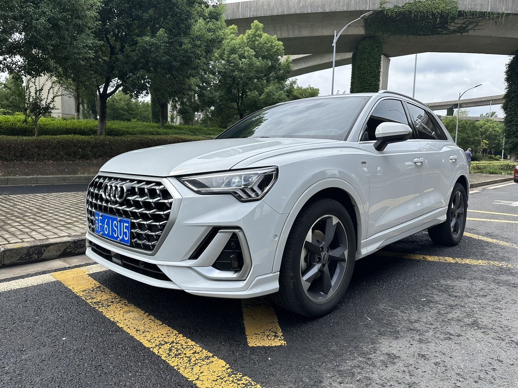 2024 2024 car image