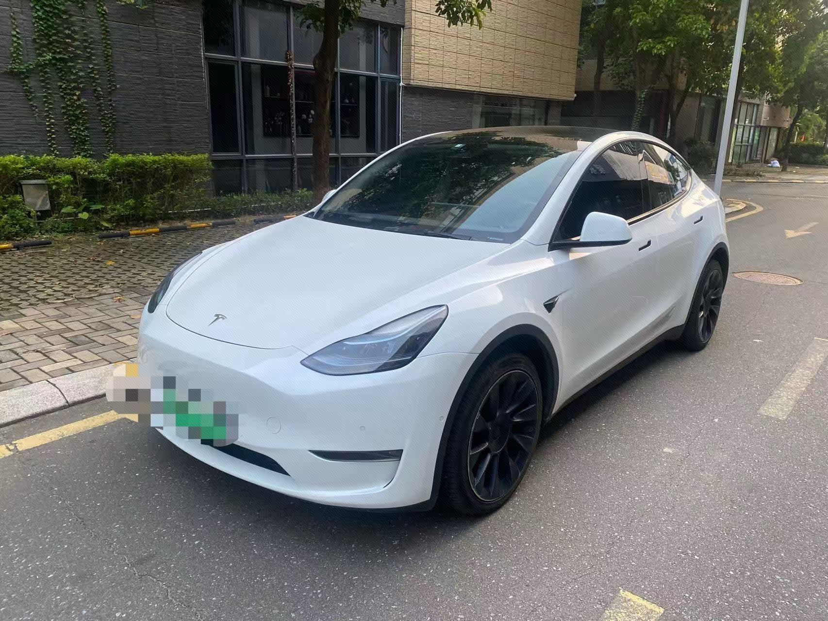 Tesla Model Y 2022 car image 