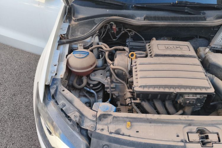 Volkswagen Polo 2019 car image #24