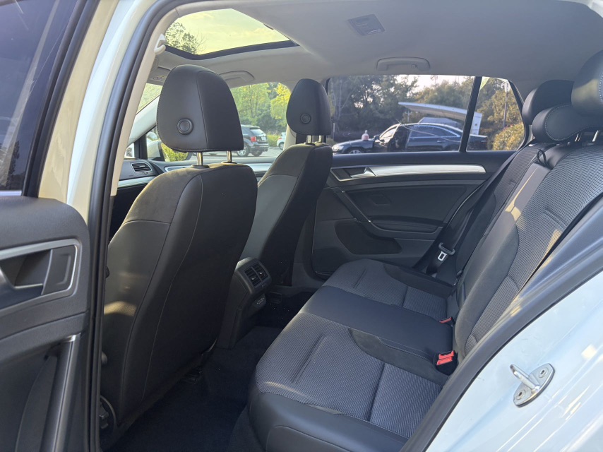 Volkswagen Golf 2019 #7 Volkswagen Golf 2019 car image #7