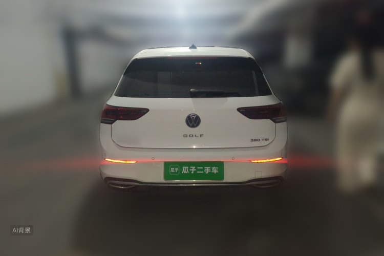 Volkswagen Golf 2024 car image #6