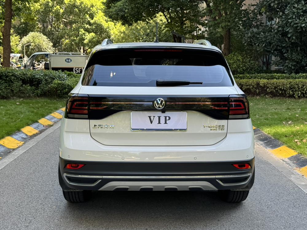 Volkswagen T-Cross 2019 car image #6