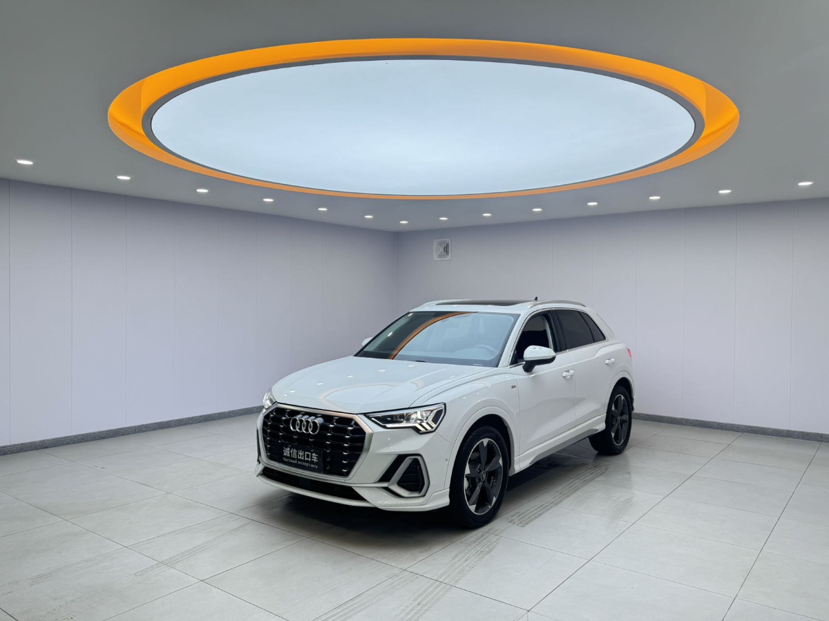Audi Q3 2023 Audi Q3 2023 car image