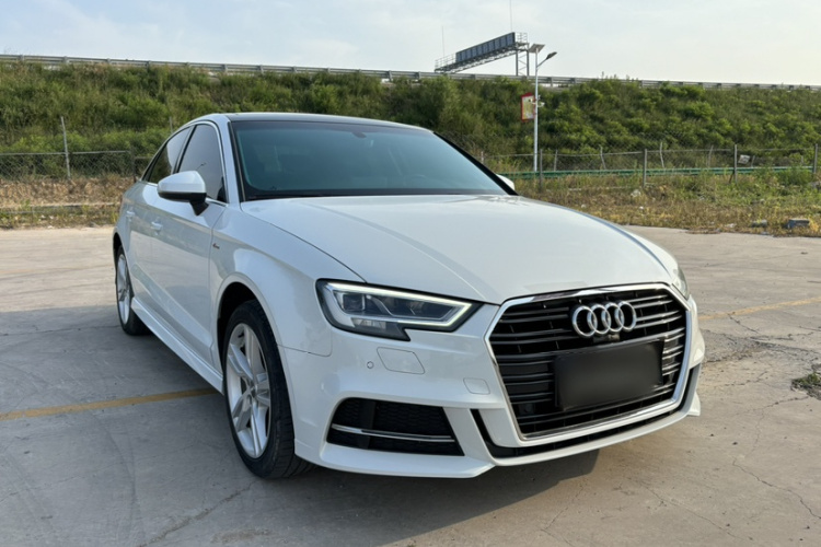 Audi A3 2019 #6 Audi A3 2019 car image #6