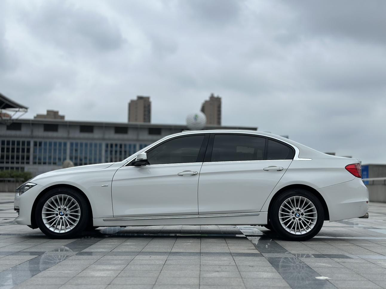 BMW 3 Series 2015 #14 BMW 3 Series 2015 изображение автомобиля #14