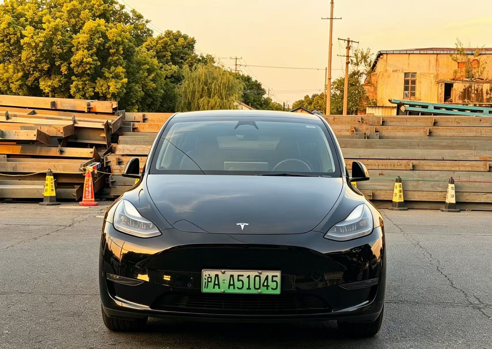 Tesla Model Y 2024 #2 Tesla Model Y 2024 صورة سيارة #2