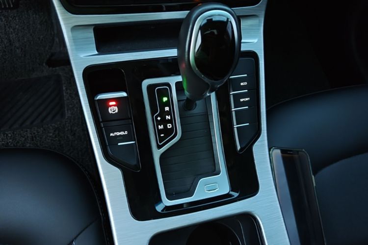 GEELY Emgrand GS 2019 imagem de carro #14