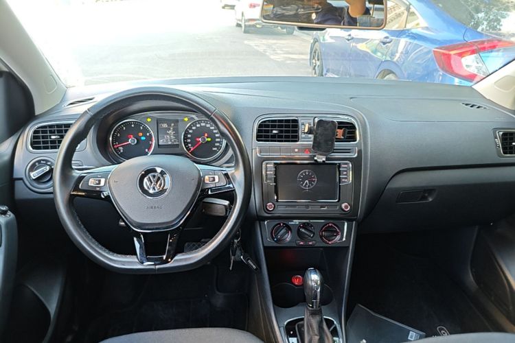 Volkswagen Polo 2017 #10 Volkswagen Polo 2017 car image #10