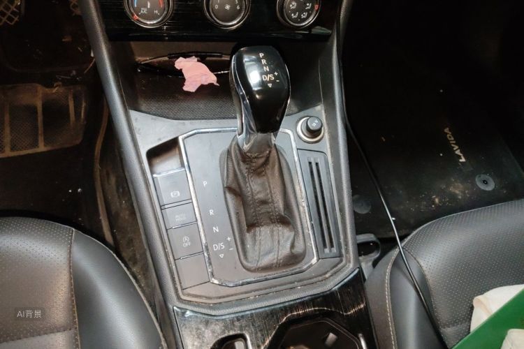Volkswagen Lavida 2019 #16 Volkswagen Lavida 2019 car image #16
