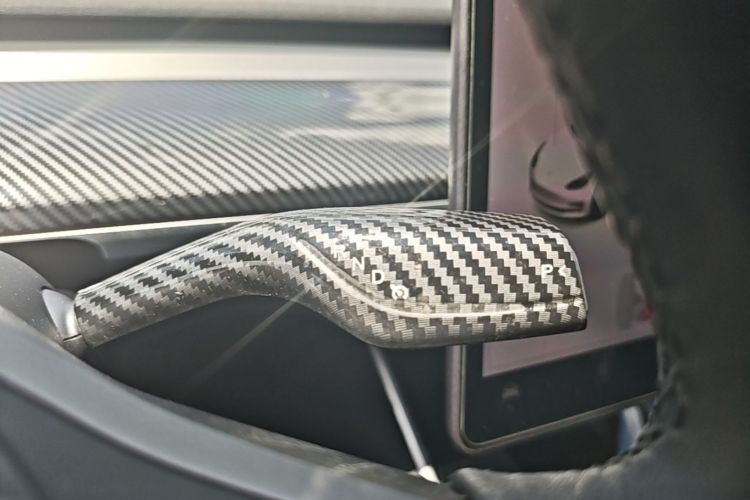 Tesla Model 3 2020 car image #14