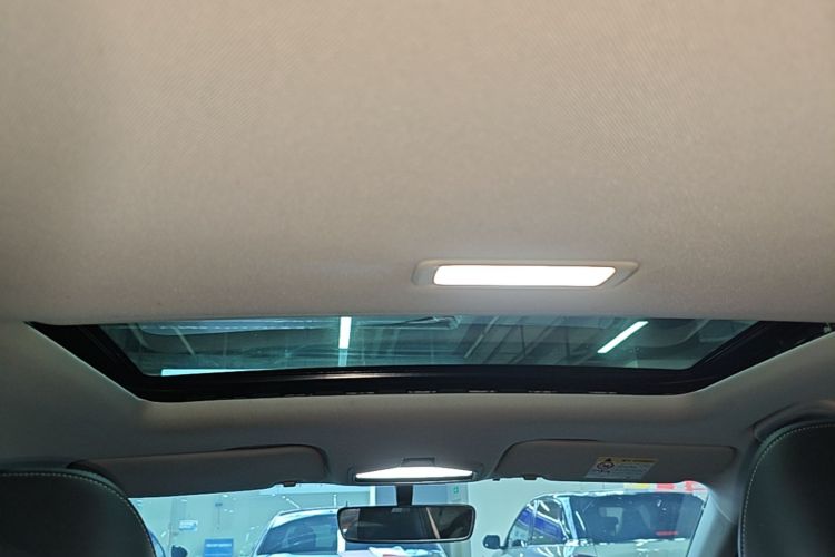 GEELY Emgrand 2021 #20 GEELY Emgrand 2021 car image #20
