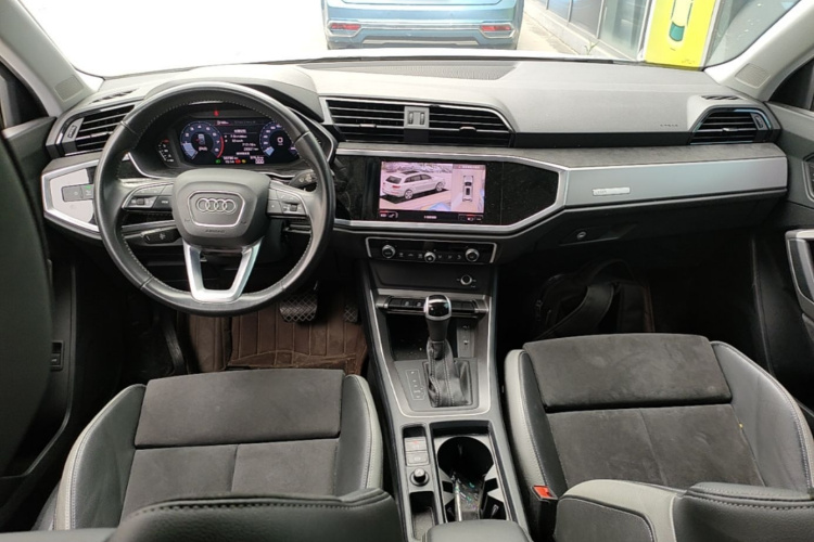 Audi Q3 2021 #10 Audi Q3 2021 car image #10
