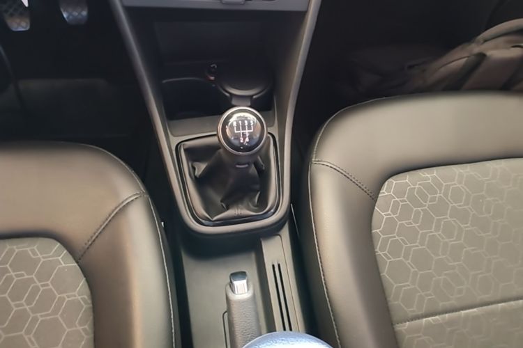 Volkswagen Santana 2017 #14 Volkswagen Santana 2017 car image #14