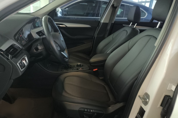 BMW X1 2017 #15 BMW X1 2017 immagine di auto #15