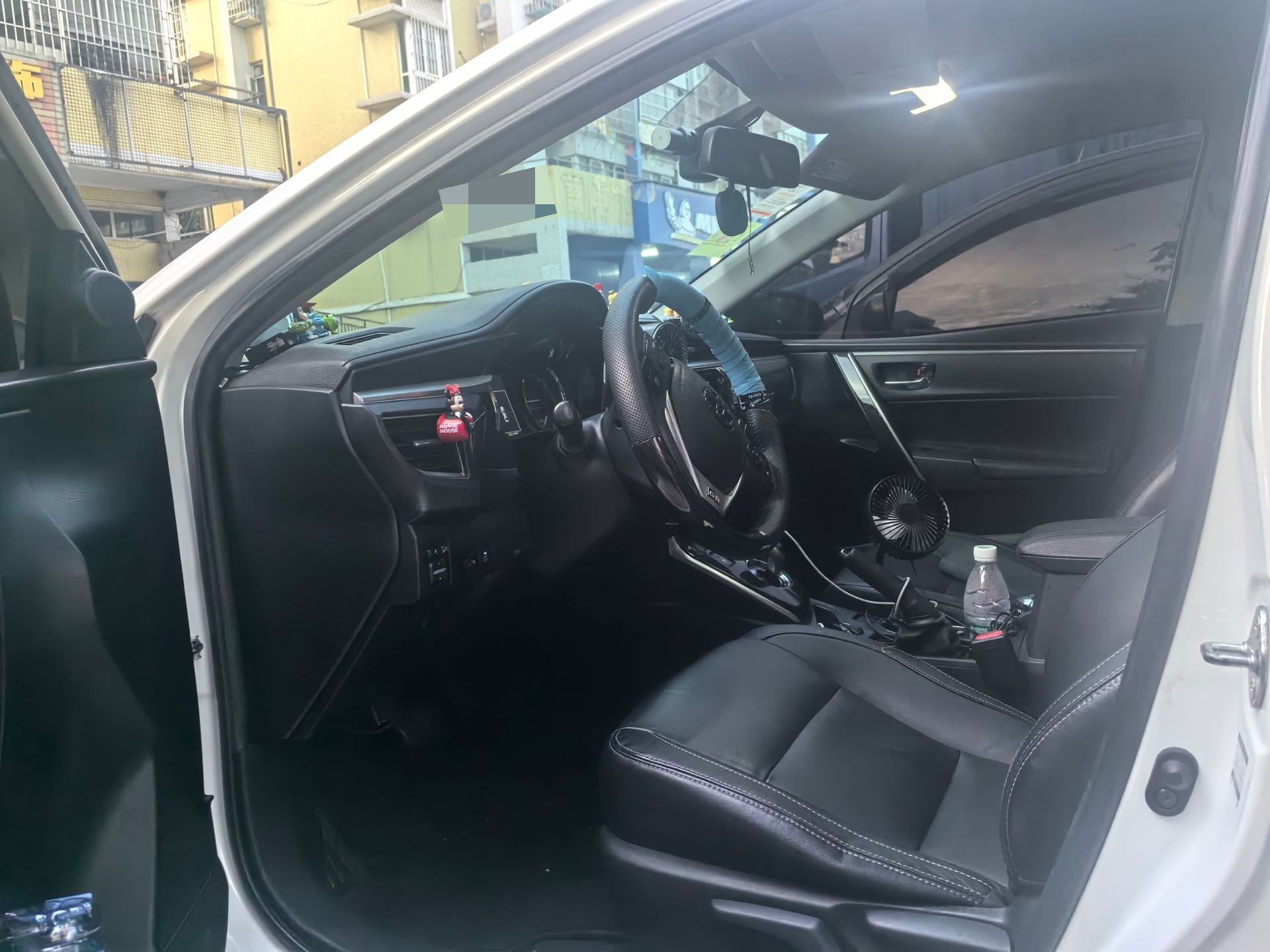 Toyota Corolla 2016 car image #3
