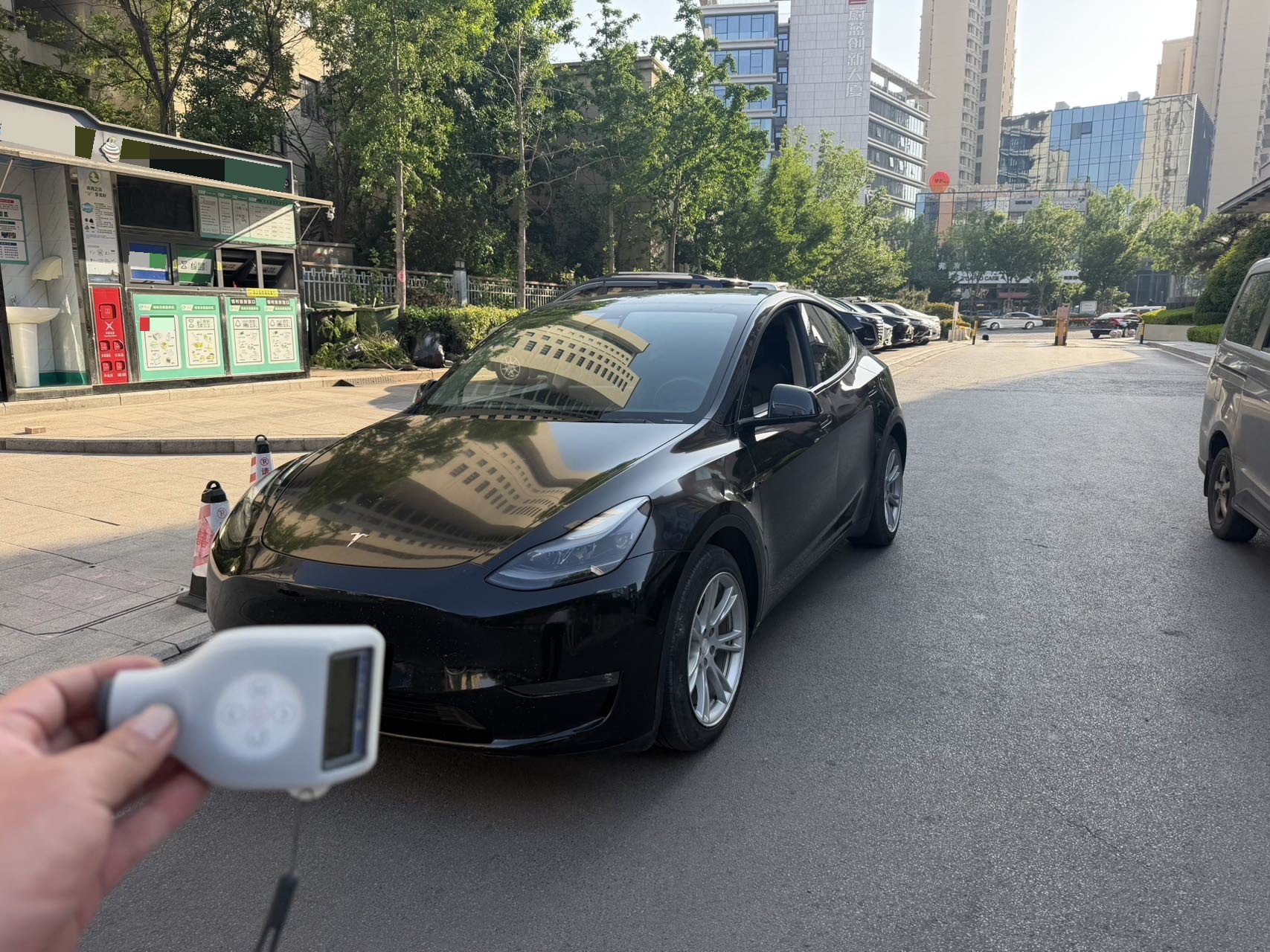 Tesla Model Y 2022 car image 