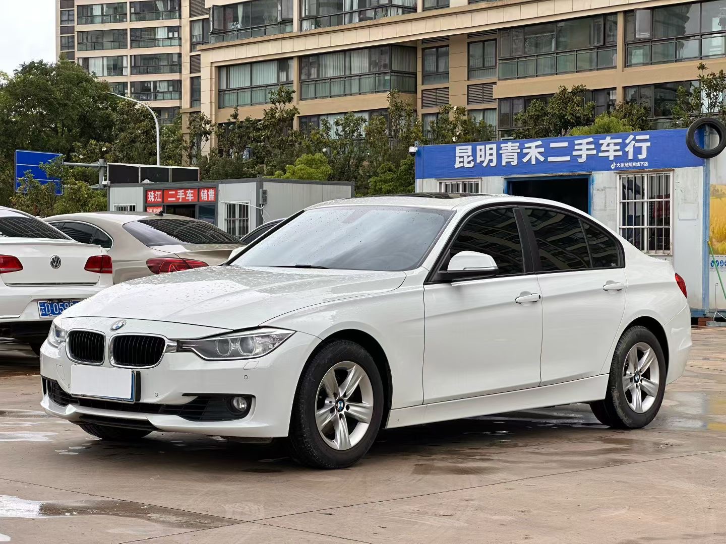 BMW 3 Series 2014 BMW 3 Series 2014 car image