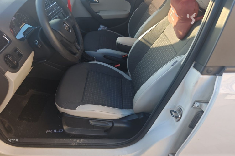 Volkswagen Polo 2015 #17 Volkswagen Polo 2015 car image #17