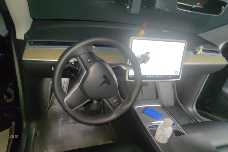 Tesla Model Y 2023 #12 Tesla Model Y 2023 car image #12