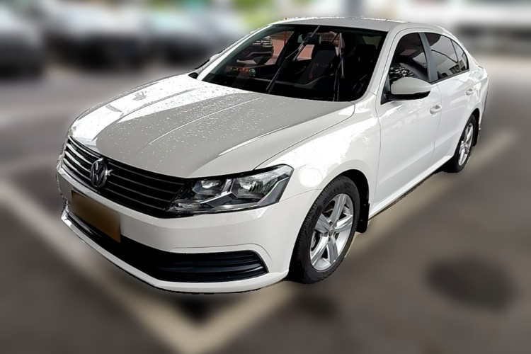 Volkswagen Lavida 2018 car image #2